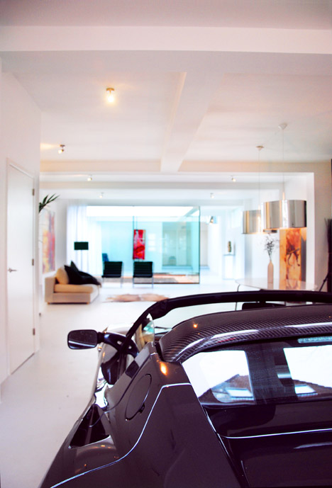 Garage Loft by Studio OxL