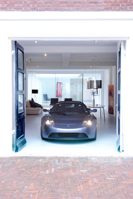 Garage Loft by Studio OxL