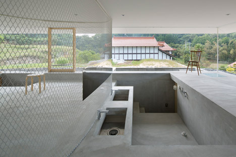 Hiroshima hut by Suppose Design Office