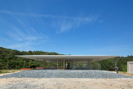 Hiroshima hut by Suppose Design Office