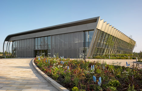 Hixton laboratory in Cambridgeshire by Abell Nepp