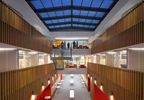 Hixton laboratory in Cambridgeshire by Abell Nepp