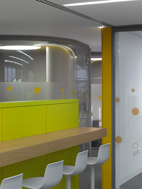 Hixton laboratory in Cambridgeshire by Abell Nepp