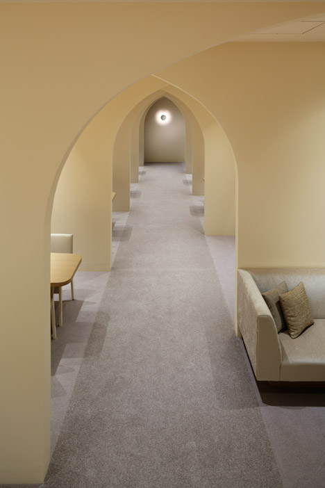 Hotel Nikko Kumamoto Bridal Salon by Ryo Matsui Architects