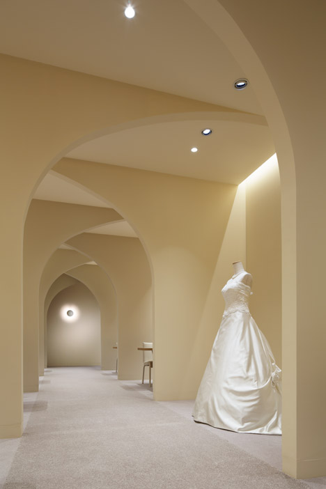 Hotel Nikko Kumamoto Bridal Salon by Ryo Matsui Architects