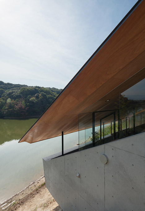 House in Hibaru by Suppose Design Office