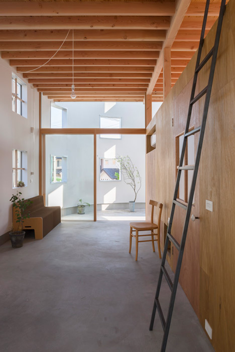House in Hikone by Tato Architects
