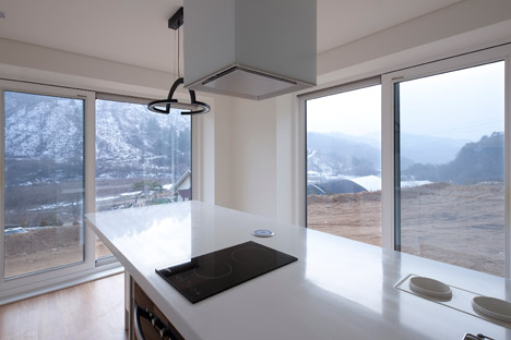 House in Sang-an by Studio GAON