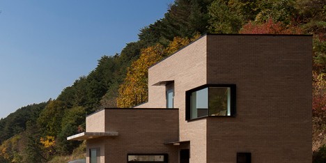 House in Sang-an by Studio GAON