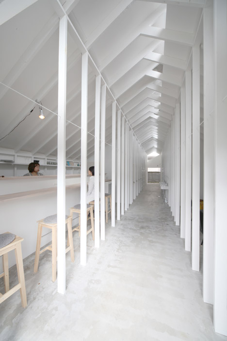 Koyasan Guest House by Alphaville Architects