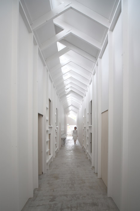 Koyasan Guest House by Alphaville Architects