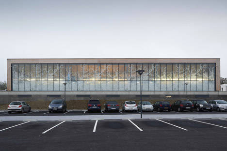 Market Hall in Marly-le-Roi France - Ameller Dubois & Associés