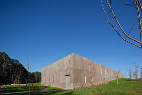 Melgaço Sports School, Portugal by Perdo Reis Arquitecto