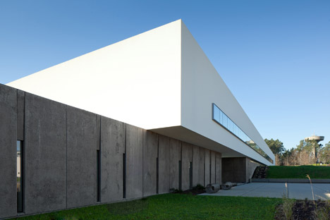 Melgaço Sports School, Portugal by Perdo Reis Arquitecto