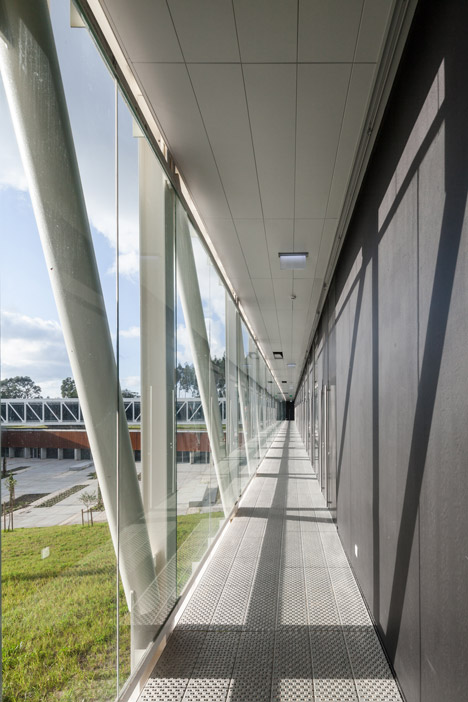 Óbidos Technological Park Main Building by Jorge Mealha