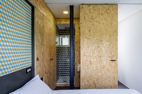 Pop-up House by TallerDE2 Architects