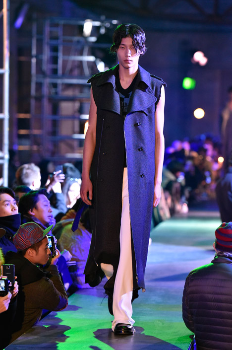 Raf Simons Kvadrat menswear, Autumn Winter 2015 at Paris Fashion Week