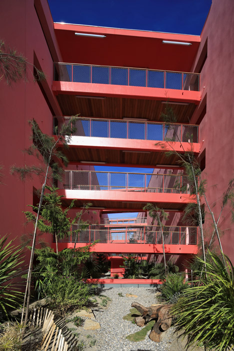 Redline by Pietri Architectes