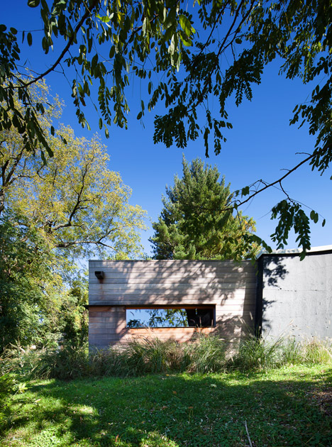 Sauna in the Hudson Valley by Andre Tchelistcheff Architects