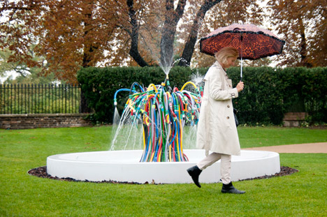 Serpentine Fountain by Bertrand Lavier