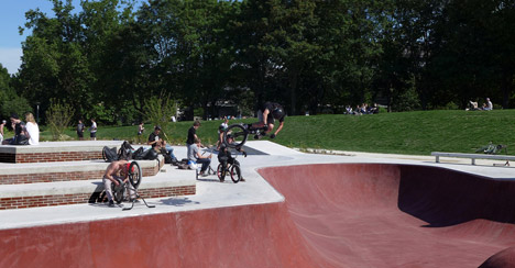 Skate park in Reims by Planda architectes and Constructo