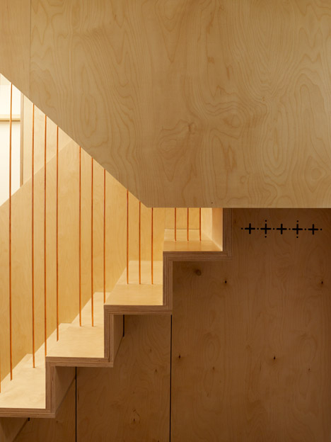 Split Level Apartment, Snaresbrook by Carl Trenfield Architects