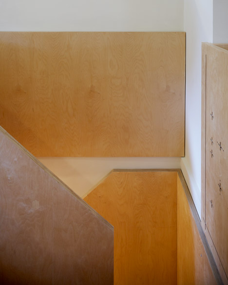 Split Level Apartment, Snaresbrook by Carl Trenfield Architects