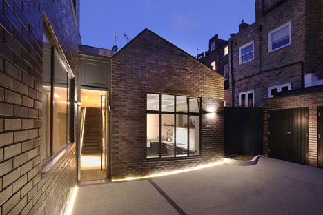 The Gables Primrose Hill Loft by Patalab Architecture