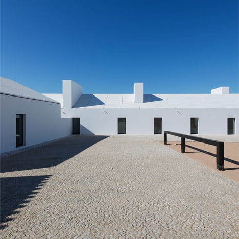 Torre de Palma Wine Hotel by João Mendes Ribeiro