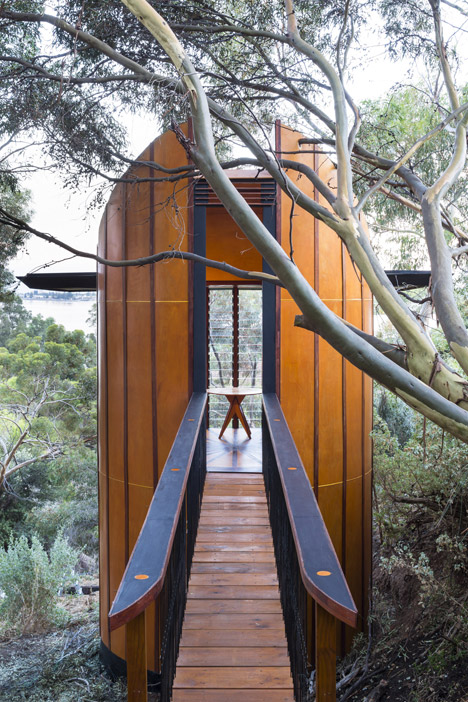 Treetop-Studio-by-Max-Pritchard_dezeen_468_0