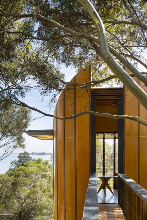 Treetop-Studio-by-Max-Pritchard_dezeen_468_12