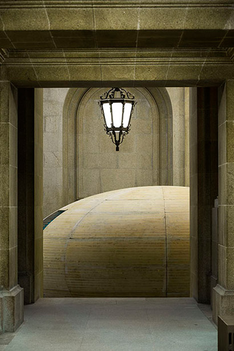 Trojan Egg, Porto by Camilo Rebelo