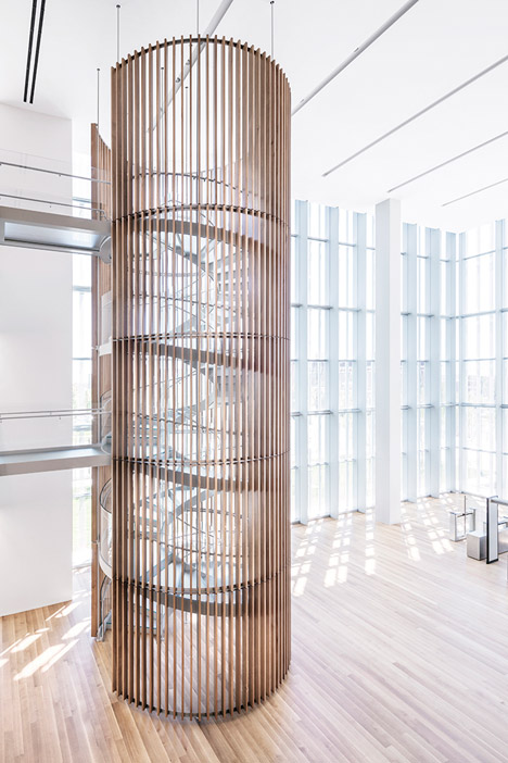 United-States-Courthouse-by-Thomas-Phifer-and-Partners_dezeen_468_8