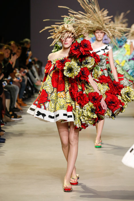 Viktor&Rolf haute couture Spring Summer 2015 Paris Fashion Week