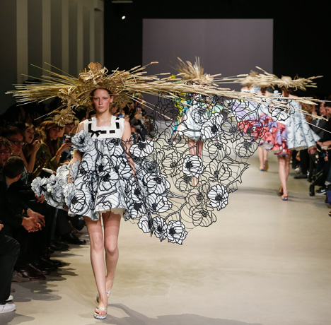 Viktor&Rolf haute couture Spring Summer 2015 Paris Fashion Week