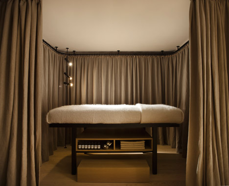 Aesop ABC Viertel Hamburg by Vincent Van Duysen Architects