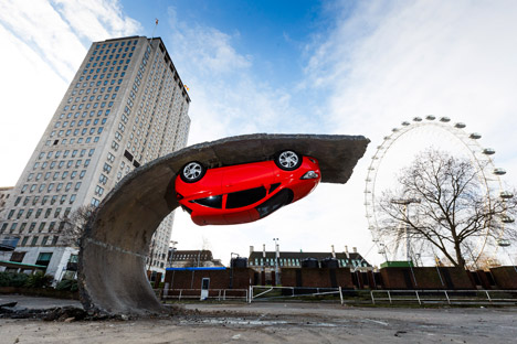 Alex Chinneck for Vauxhall Motors Pick yourself up and pull yourself