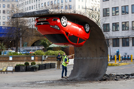 Alex Chinneck for Vauxhall Motors Pick yourself up and pull yourself
