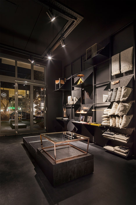 Bazar Noir by Hidden Fortress