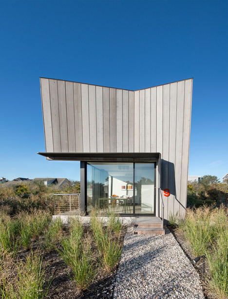 Beach Hampton by Bates Masi