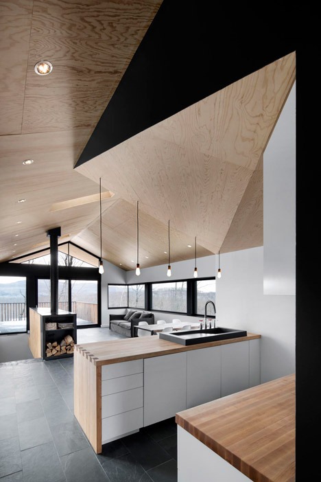 Bolton Residence by Nature Humaine