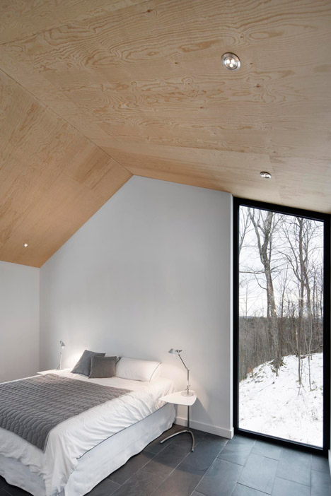 Bolton Residence by Nature Humaine