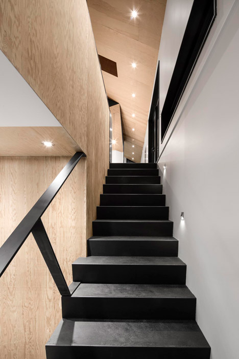 Bolton Residence by Nature Humaine