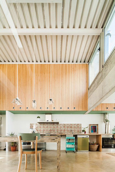Casa Migdia by SAU Taller de Arquitectura