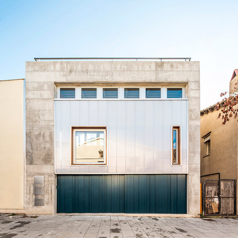 Casa Migdia by Sau Taller d'Arquitectura