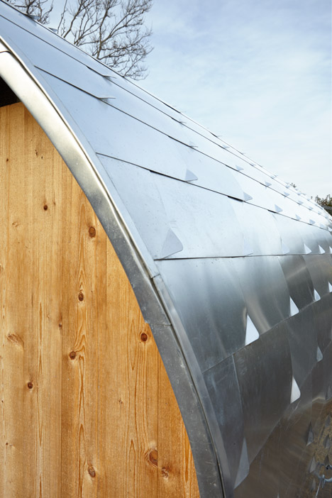 Chicken-Coop-by-Architecture-Research-Office_dezeen_468_2