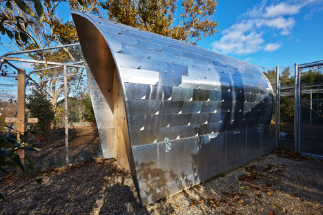 Chicken-Coop-by-Architecture-Research-Office_dezeen_468_3