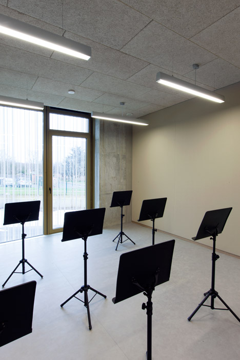 Cultural Center, Media Library and Music and Dance School by Ateliers O-S Architectes