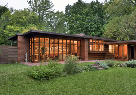 Frank-Lloyd-Wright-Herbert-and-Katherine-Jacobs-House_dezeen_468_1