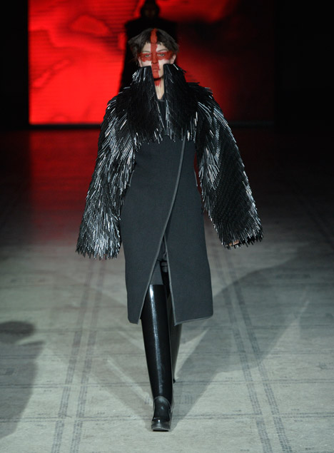 Gareth Pugh Autumn Winter 2015 at London Fashion Week